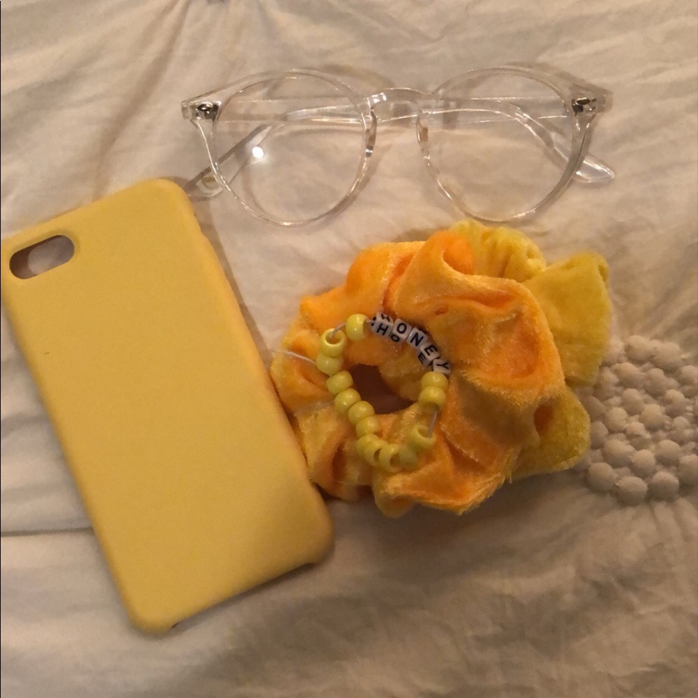 Yellow set
